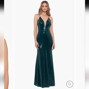 NEW LONG SEQUIN SPAGHETTI STRAP DEEP V GOWN Emerald Green size 8